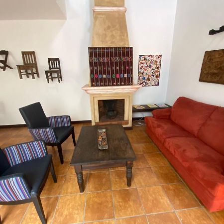 Suite don Pedro: Hermoso Loft con parqueo gratis! Antigua Extérieur photo