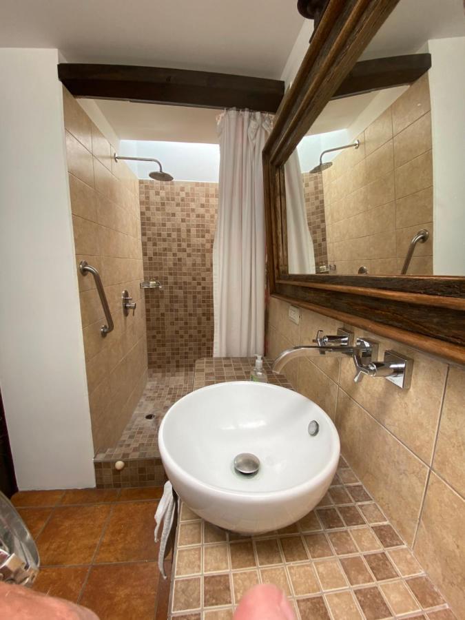 Suite don Pedro: Hermoso Loft con parqueo gratis! Antigua Extérieur photo